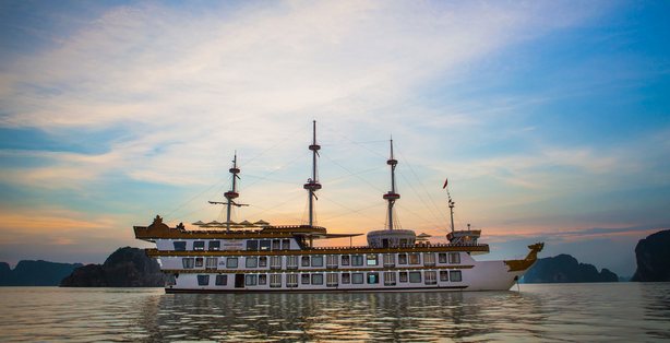 Halong Bay Cruises Dragon Legends Special Discounts in 2015 with VTT