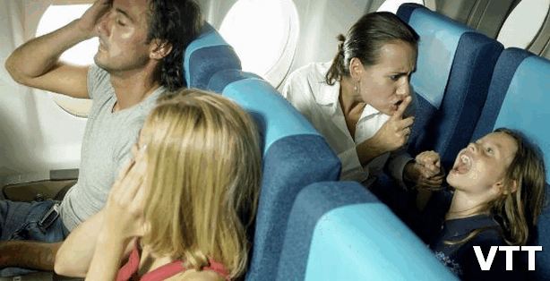 Plane travel tips with kids