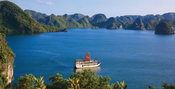 Vietnam At a Glance 7 days 6 nights package